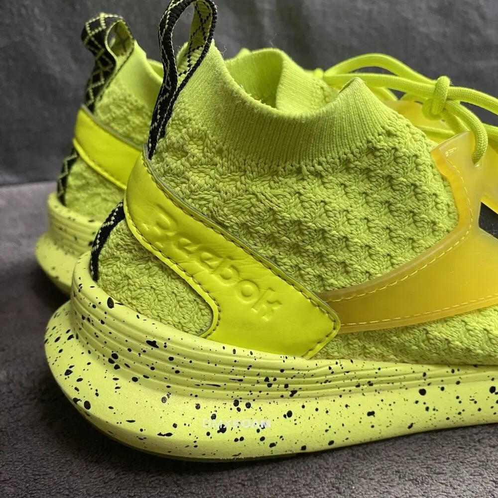 Reebok Zoku Runner Ultraknit Neon Volt Green Slip On Mens 7.5 Athletic Sneakers
